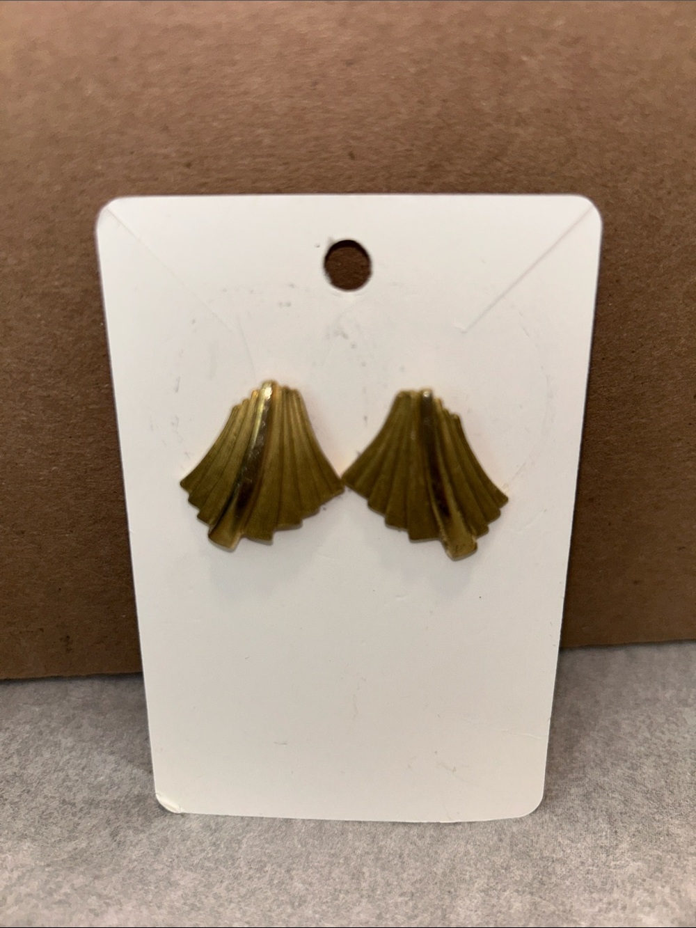 Gold Fan-Shaped Stud Earrings - Elegant Women Jewelry